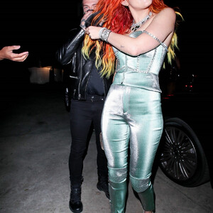 nude celebrities Bella Thorne 028 pic