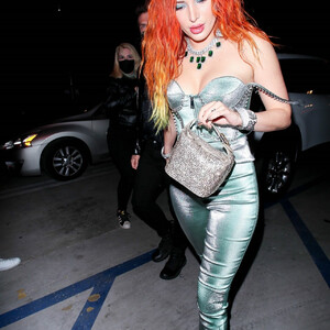 Celeb Nude Bella Thorne 035 pic