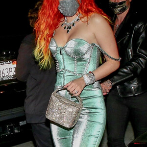 Celebrity Nude Pic Bella Thorne 037 pic