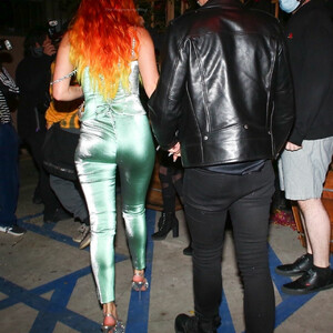 Real Celebrity Nude Bella Thorne 055 pic