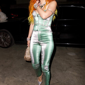 Nude Celeb Pic Bella Thorne 063 pic
