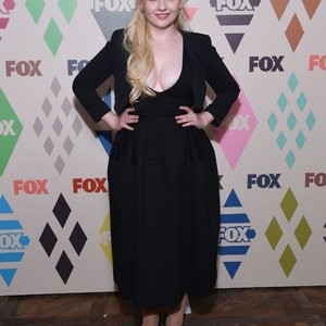 Newest Celebrity Nude Abigail Breslin 002 pic