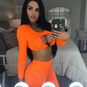 Best Celebrity Nude Abigail Ratchford 096 pic
