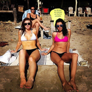 Free Nude Celeb Alanna Masterson 005 pic