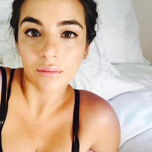 Newest Celebrity Nude Alanna Masterson 018 pic