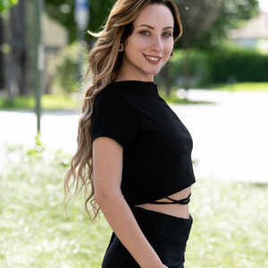 Free Nude Celeb Aleida 004 pic