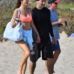 nude celebrities Alessandra Ambrosio 009 pic