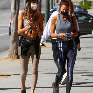 Newest Celebrity Nude Alessandra Ambrosio 008 pic