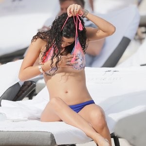Newest Celebrity Nude Alexandra Rodriguez 007 pic