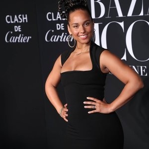 Celebrity Nude Pic Alicia Keys 008 pic