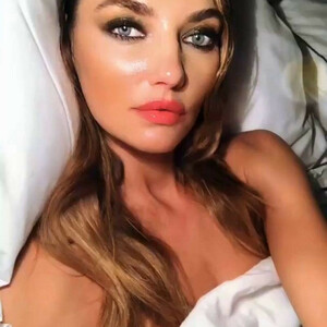 Hot Naked Celeb Alina Baikova 028 pic