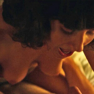 Newest Celebrity Nude Alison Brie 043 pic