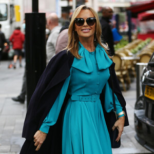 Leaked Amanda Holden 010 pic