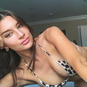 Naked celebrity picture Amanda McCants 011 pic