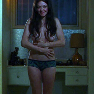 Celebrity Leaked Nude Photo Amanda Seyfried 025 pic