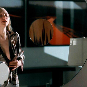 Famous Nude Amanda Seyfried 063 pic