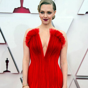 Nude Celeb Pic Amanda Seyfried 091 pic