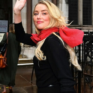 Free Nude Celeb Amber Heard 054 pic