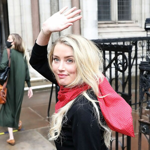 Celeb Nude Amber Heard 065 pic