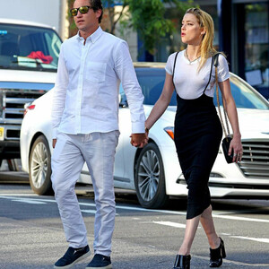 Naked Celebrity Pic Amber Heard 175 pic