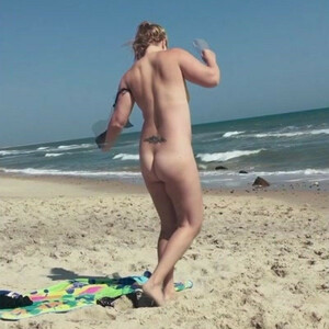 Celebrity Leaked Nude Photo Amy Schumer 004 pic