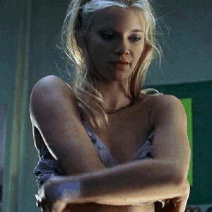 Nude Celeb Pic Amy Smart 074 pic