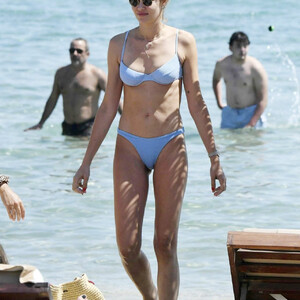 Famous Nude Ana Beatriz Barros 047 pic