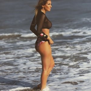 Celebrity Nude Pic Ana Braga 050 pic