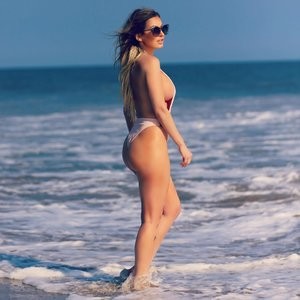 Naked Celebrity Ana Braga 071 pic