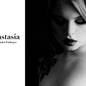 Famous Nude Anastasiya Scheglova 187 pic