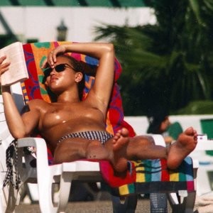 Angela Griffin Is Sunbathing on the Beach (7 Nude Photos) – Leaked Nudes