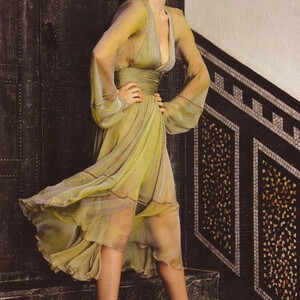 Naked celebrity picture Angela Lindvall 012 pic
