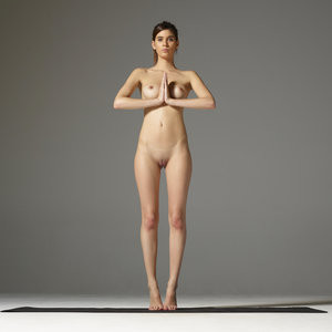 Celebrity Naked Angela Rei 001 pic