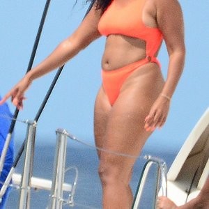 Celebrity Naked Angela Simmons 105 pic