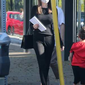 Free nude Celebrity Angelina Jolie 005 pic