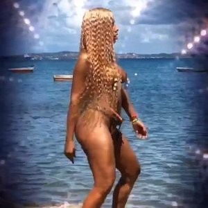 Free Nude Celeb Anitta 035 pic
