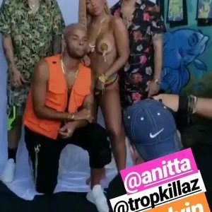 Celebrity Naked Anitta 036 pic