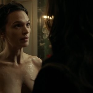 Anna Brewster Nude – Versailles (12 Hot Pics + GIF & Video) - Leaked Nudes