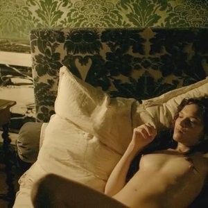 Anna Brewster Nude – Versailles (10 Pics + GIF & Video) - Leaked Nudes