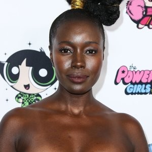 Celeb Naked Anna Diop 002 pic