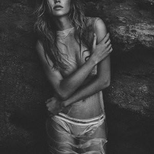 Anna Ewers Nude & Sexy (16 Photos) – Leaked Nudes