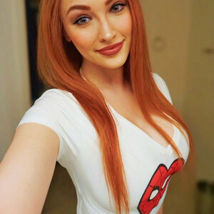 Celebrity Naked Anna Faith Carlson 011 pic