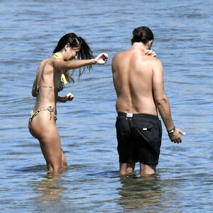 Celebrity Naked Anna Safroncik 008 pic