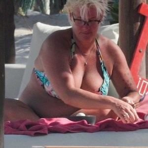 Real Celebrity Nude Anne Burrell 009 pic