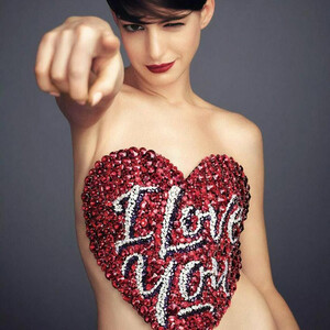 Real Celebrity Nude Anne Hathaway 028 pic