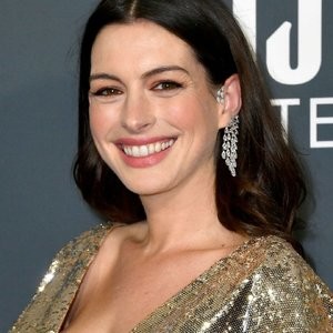 Celeb Naked Anne Hathaway 008 pic