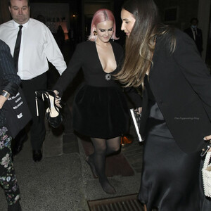 Naked Celebrity Pic Anne-Marie 002 pic