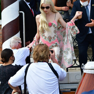 Nude Celeb Anya Taylor-Joy 057 pic