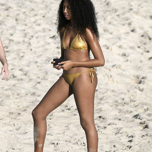 Leaked Celebrity Pic Aoki Lee Simmons 054 pic