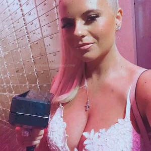Apollonia Llewellyn Shows Off Her Boobs at the Event in Liverpool (15 Photos) - Leaked Nudes